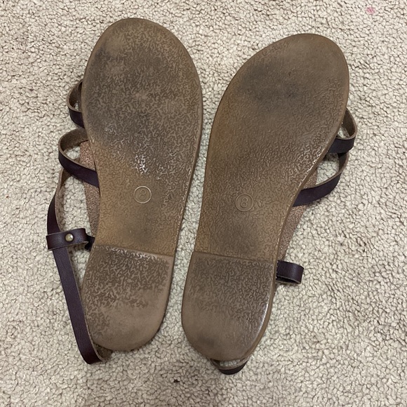 Size 8 Mossimo Sandals - Picture 2 of 2
